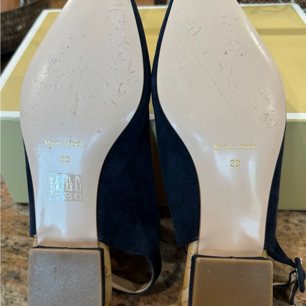 Alviero Martini Navy Pointed Toe Slingback Flats